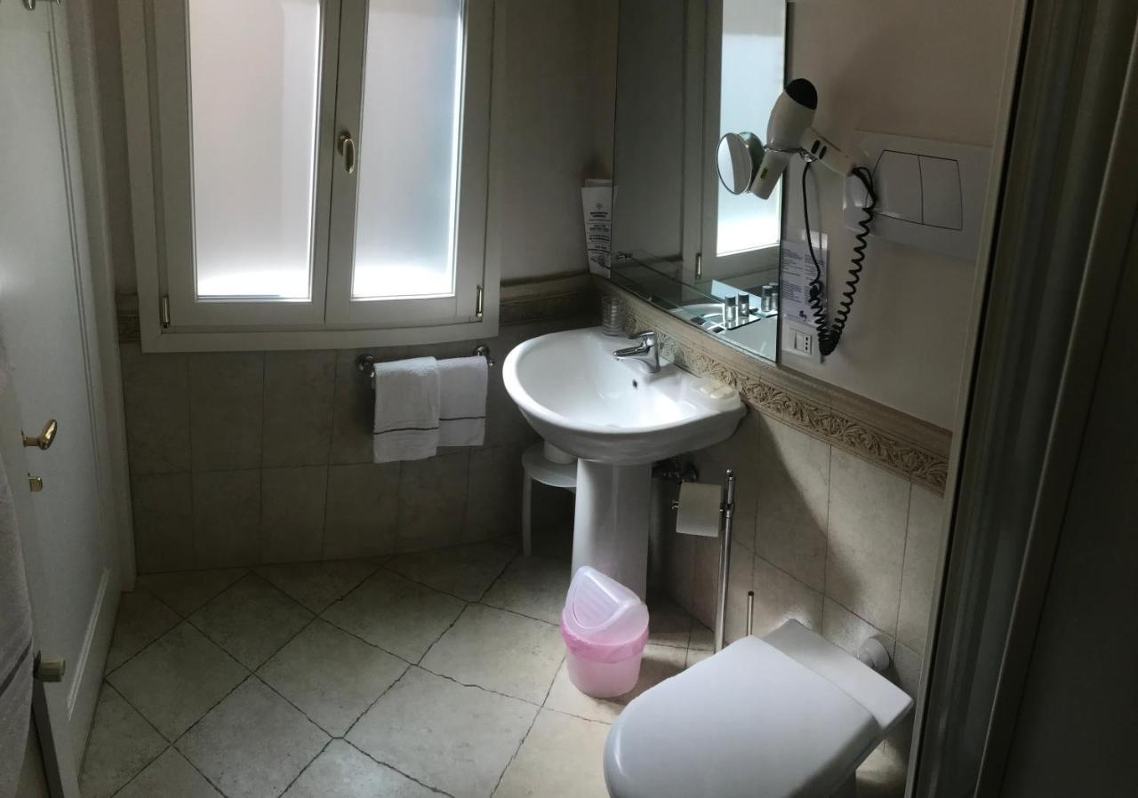 B&B a le Boteghe Veneţia Exterior foto